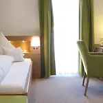 Szálloda Germania 3*
